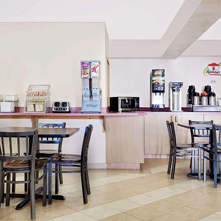 Hotel Super 8 By Wyndham Battle Mountain Extérieur photo