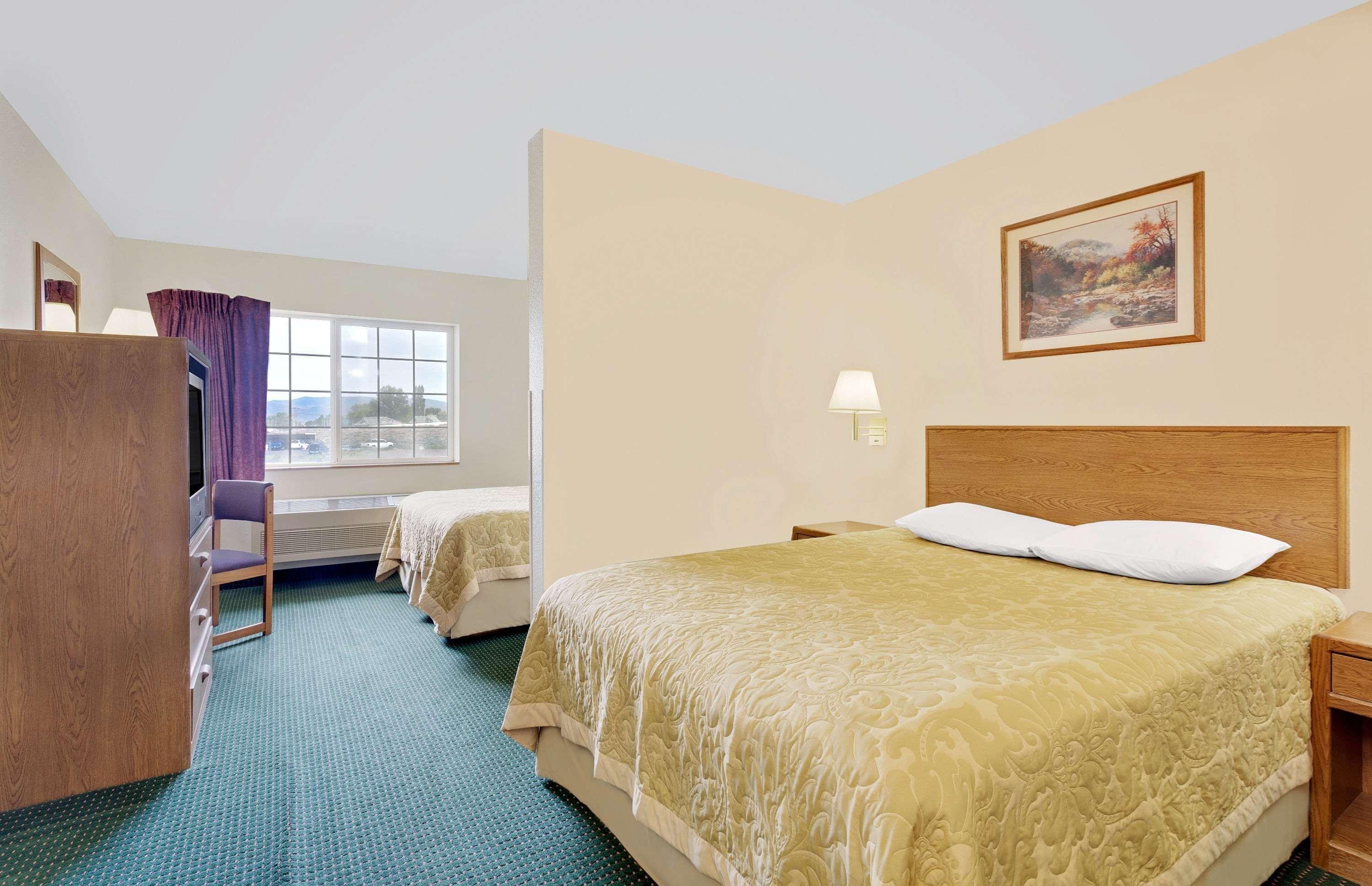 Hotel Super 8 By Wyndham Battle Mountain Extérieur photo