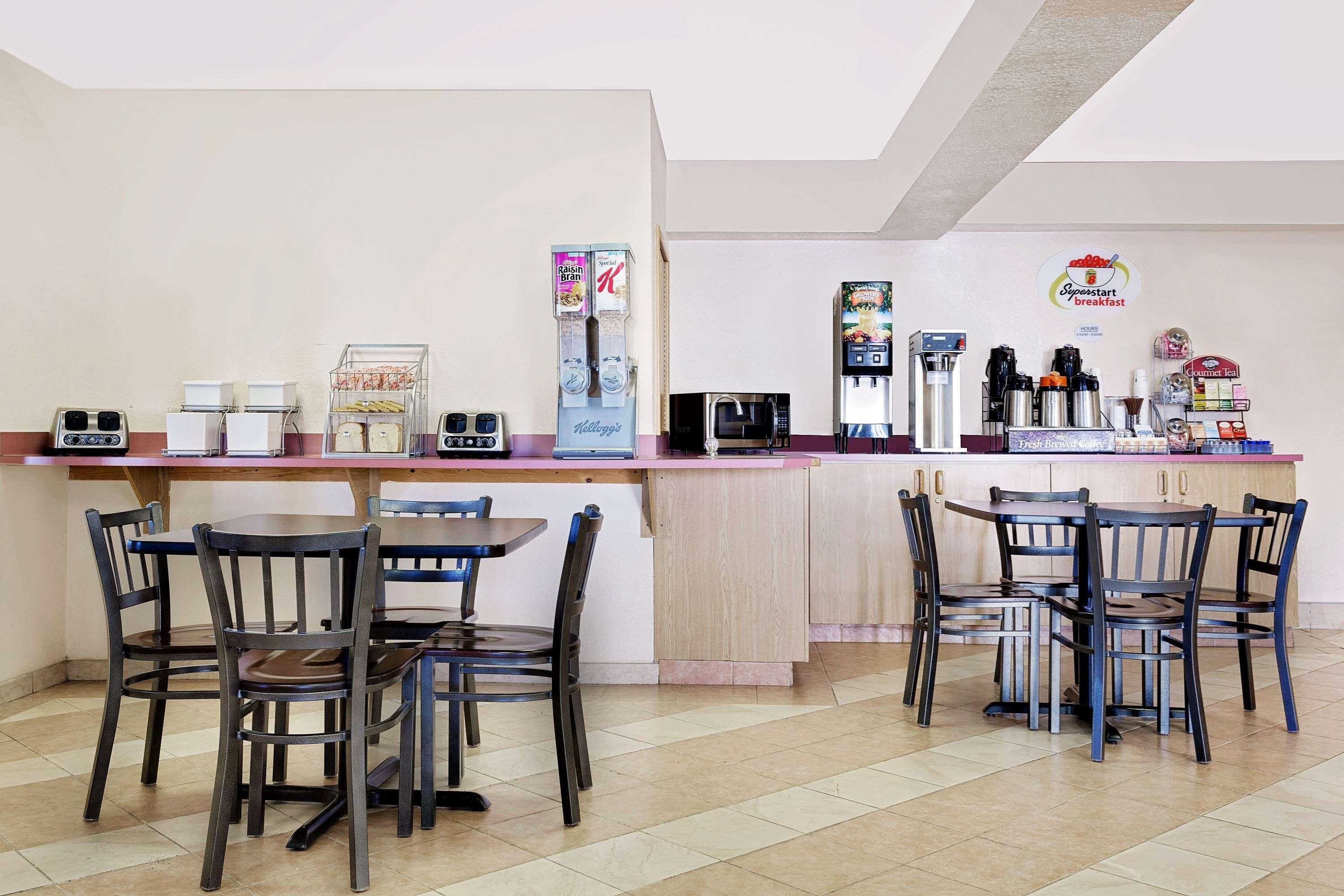 Hotel Super 8 By Wyndham Battle Mountain Extérieur photo